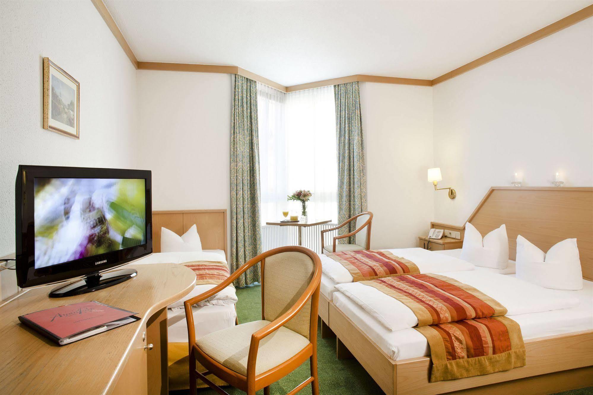 אינסברוק Hotel Alpinpark מראה חיצוני תמונה