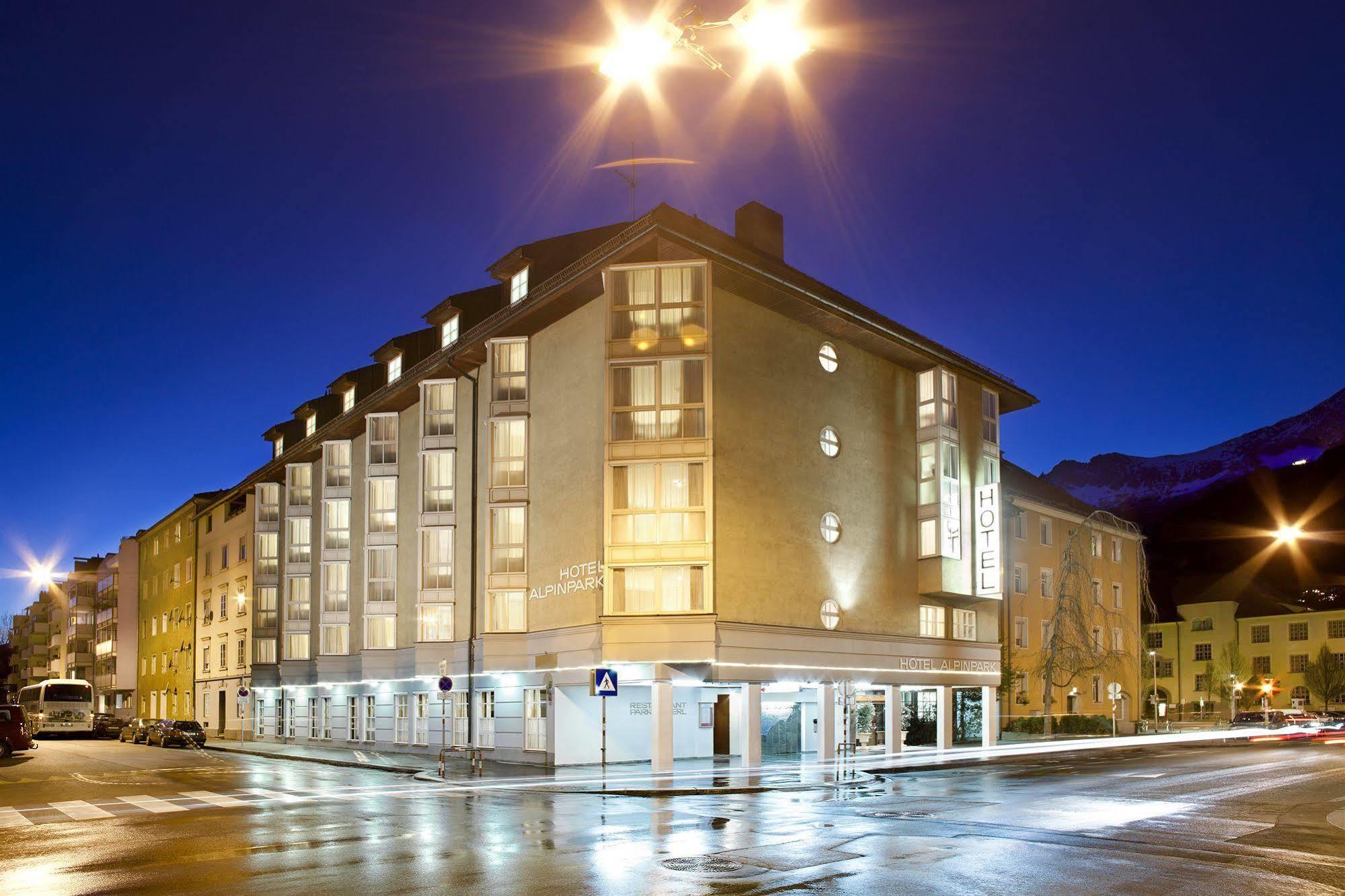 אינסברוק Hotel Alpinpark מראה חיצוני תמונה